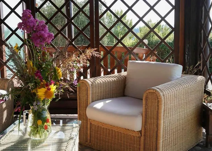 Scappo In Umbria, Elena Villa *