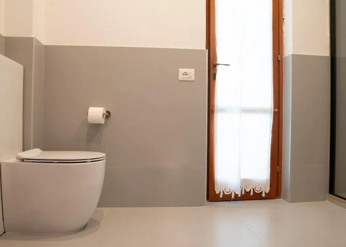 Scappo In Umbria, Elena Villa