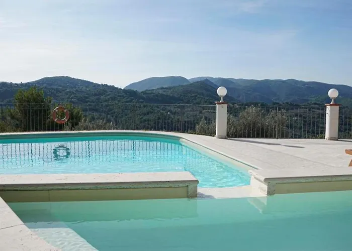 Scappo In Umbria, Elena Villa Terni